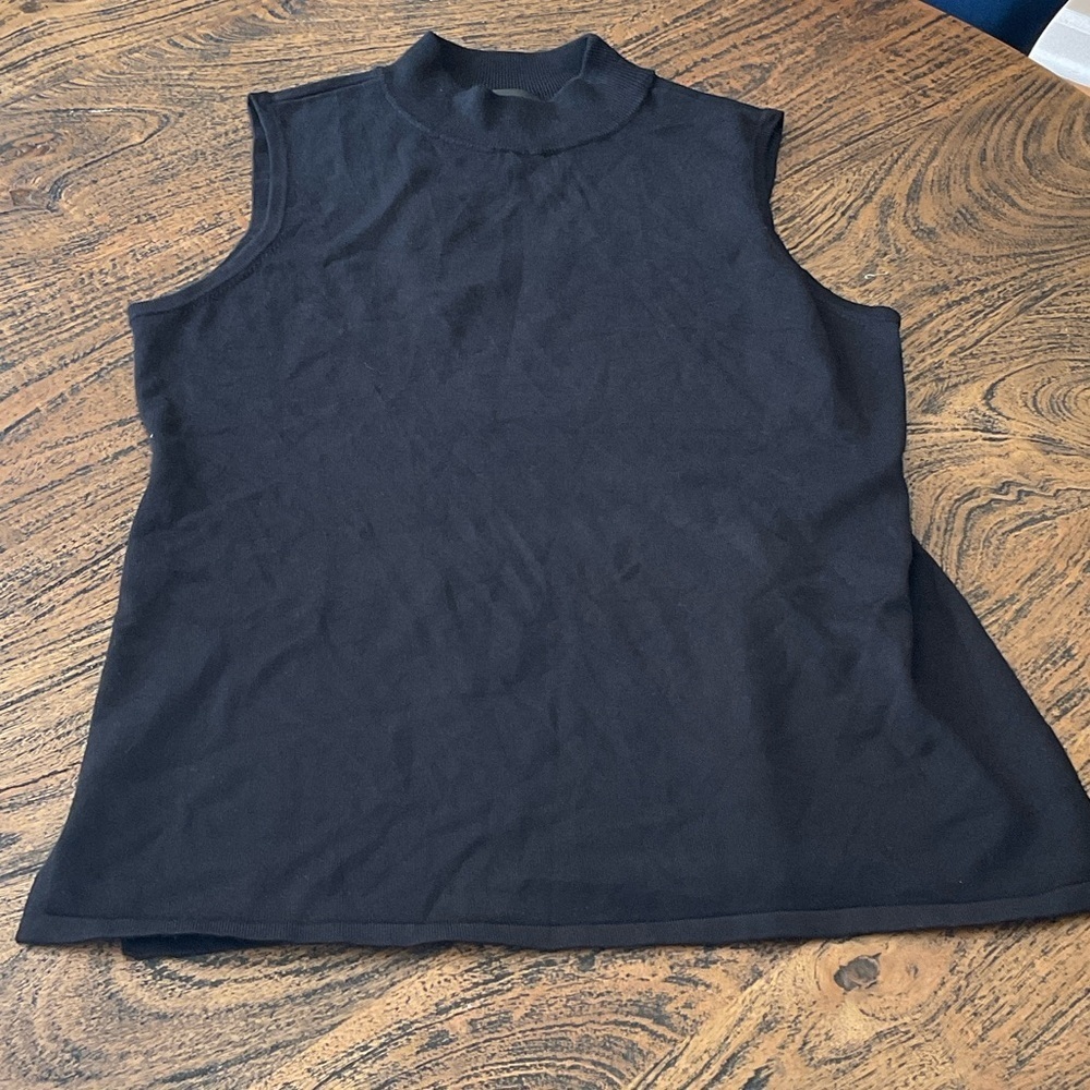 JM Collection Black Sleeveless Turtle Neck